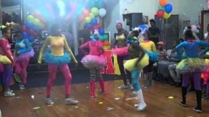 'Staj&The Stajettes dancing! Back To School fashion show! StajOnline Staj4life Part1'